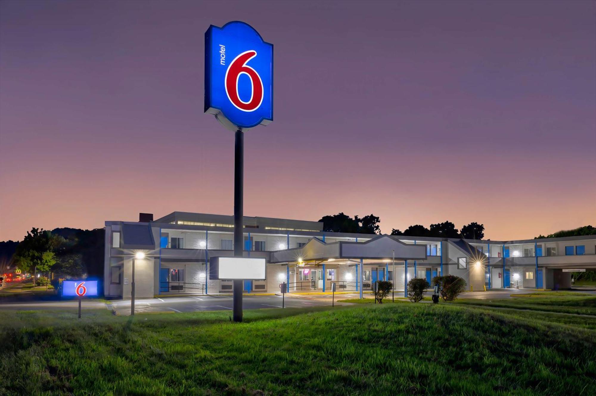 Motel 6 Harrisburg Pa Near Pa Expo Center Buitenkant foto